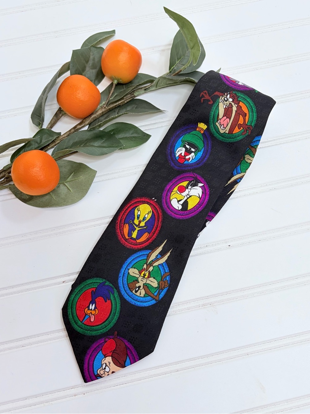 Vintage 1993 Warner Bros. Looney Tunes Mania Neck Tie